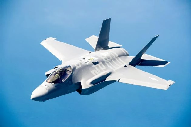 F-35: Τα μαχητικά του Ισραήλ εξοπλίζονται με νέο υπερηχητικό πύραυλο (βίντεο)